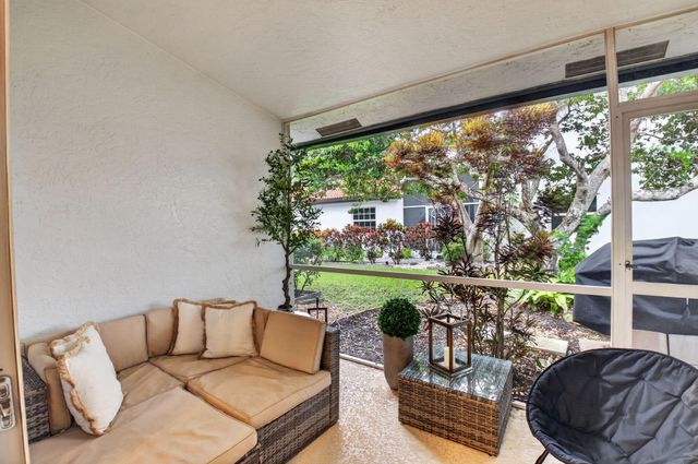 8285 VIA DI VENETO, Boca Raton, FL 33496