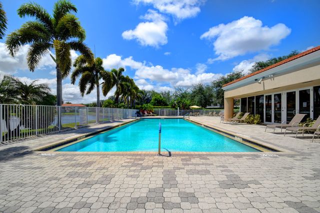 8285 VIA DI VENETO, Boca Raton, FL 33496