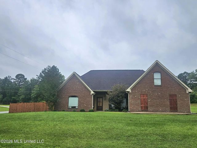 101 Grandview, Florence, MS 39073
