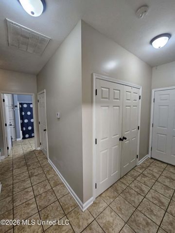 101 Grandview, Florence, MS 39073