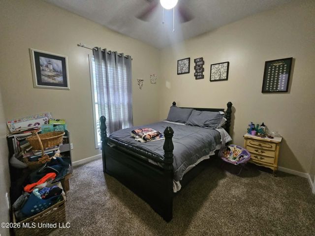 101 Grandview, Florence, MS 39073