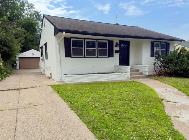 1696 Fremont Avenue, Saint Paul, MN 55106