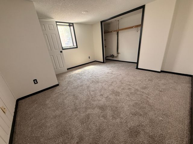1696 Fremont Avenue, Saint Paul, MN 55106