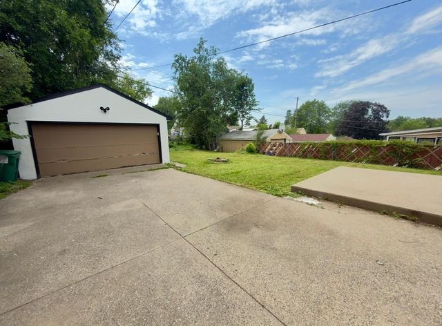 1696 Fremont Avenue, Saint Paul, MN 55106