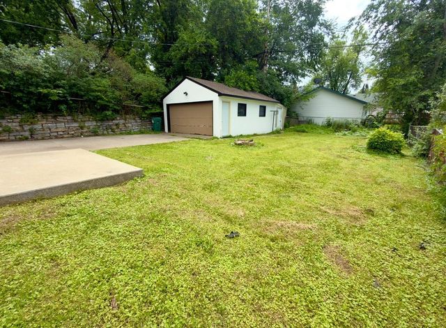 1696 Fremont Avenue, Saint Paul, MN 55106