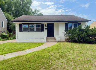 1696 Fremont Avenue, Saint Paul, MN 55106