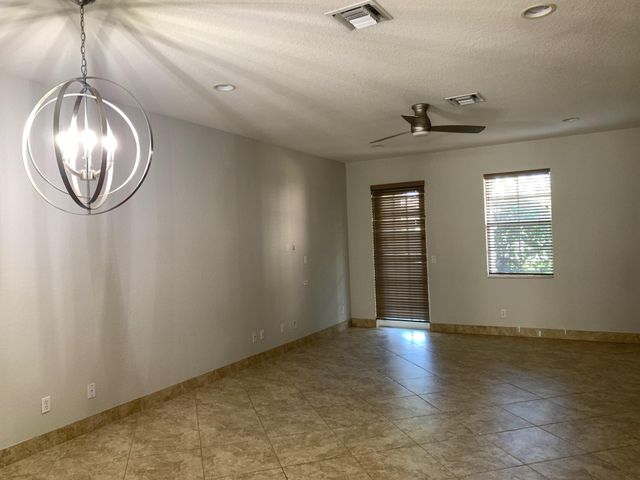 147 Mulligan Place, Jupiter, FL 33458