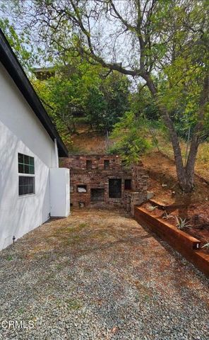 1114 Oban Drive, Los Angeles, CA 90065