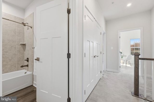 9590 GLEN OAKS LN, Columbia, MD 21046