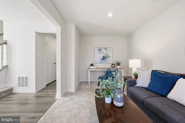 9590 GLEN OAKS LN, Columbia, MD 21046