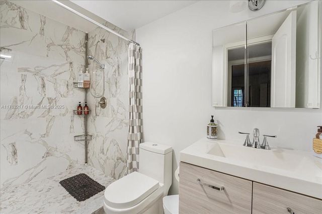 1 Keswick A 1, Deerfield Beach, FL 33442