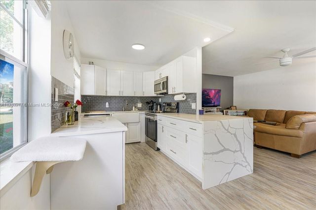 1 Keswick A 1, Deerfield Beach, FL 33442