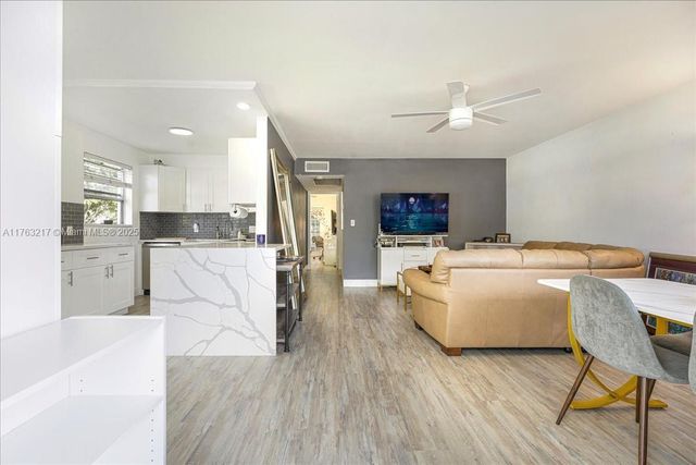 1 Keswick A 1, Deerfield Beach, FL 33442