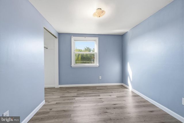 809 REGINA ST, Philadelphia, PA 19116