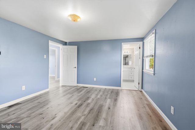 809 REGINA ST, Philadelphia, PA 19116