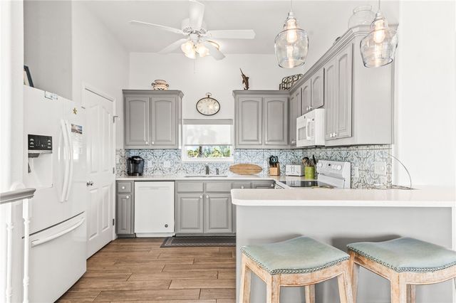 5601 State Highway 361 103, Port Aransas, TX 78373