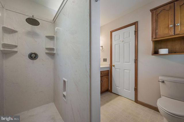 19 HUNTLEY CIR, Dover, DE 19901