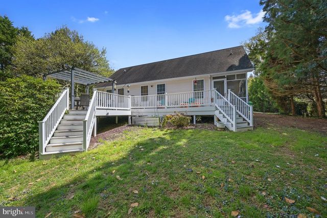 19 HUNTLEY CIR, Dover, DE 19901