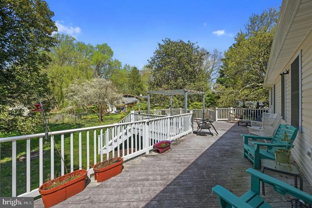 19 HUNTLEY CIR, Dover, DE 19901