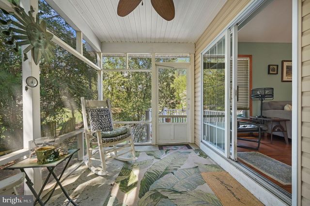 19 HUNTLEY CIR, Dover, DE 19901