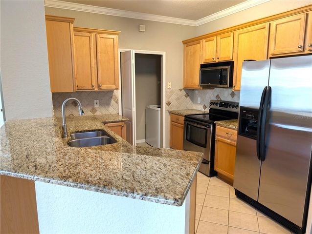 1325 LAKE SHADOW CIRCLE 12108, Maitland, FL 32751