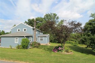 556 Middle Road, Henrietta, NY 14467