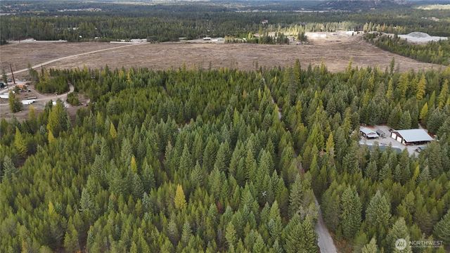 14506 Moonlight Lane, Newport, WA 99156