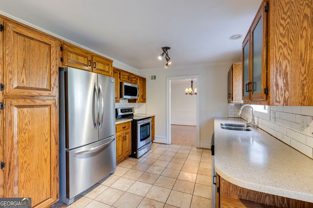 5377 Trentham Drive, Dunwoody, GA 30338