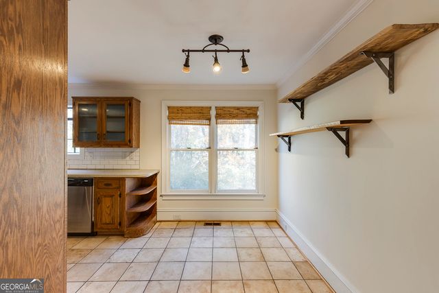 5377 Trentham Drive, Dunwoody, GA 30338