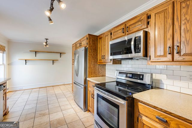 5377 Trentham Drive, Dunwoody, GA 30338