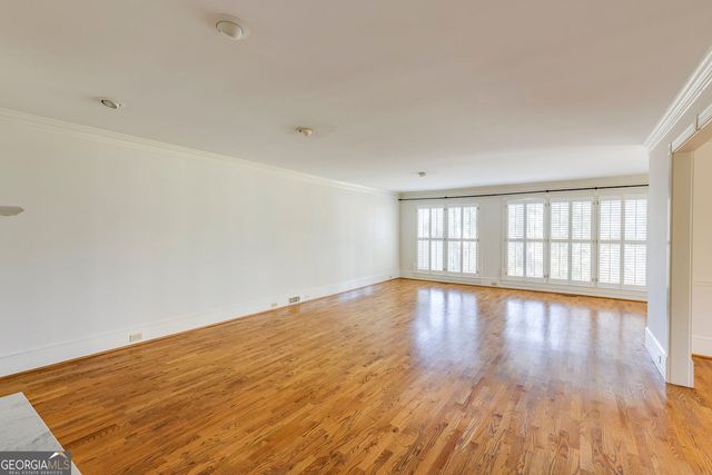 5377 Trentham Drive, Dunwoody, GA 30338