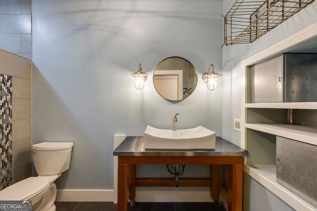 5377 Trentham Drive, Dunwoody, GA 30338