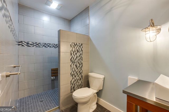 5377 Trentham Drive, Dunwoody, GA 30338