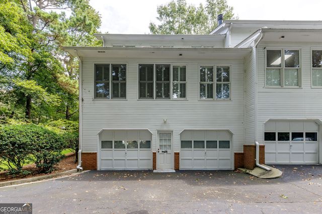 5377 Trentham Drive, Dunwoody, GA 30338