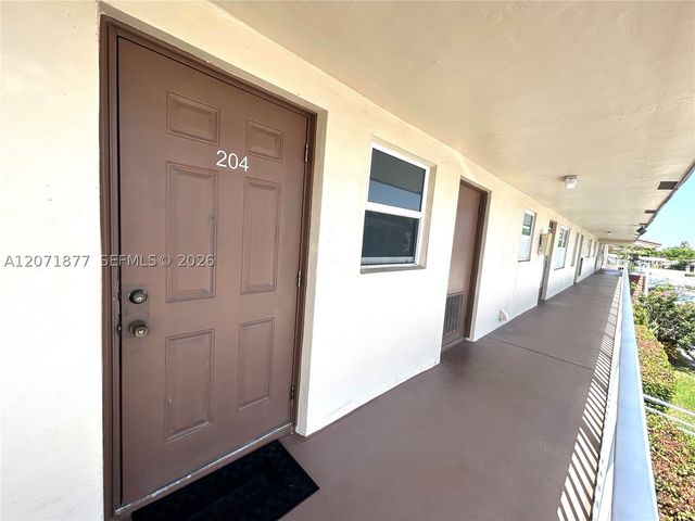 7305 NW 4th Pl 204, Margate, FL 33063