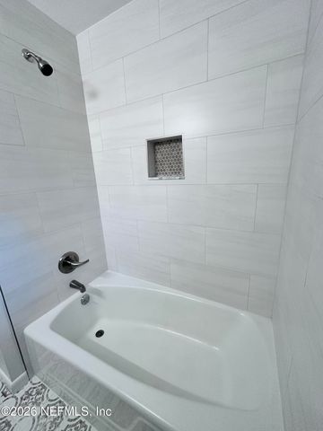 6241 LENCZYK Drive, Jacksonville, FL 32277