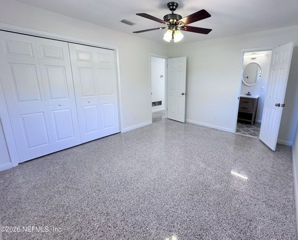 6241 LENCZYK Drive, Jacksonville, FL 32277