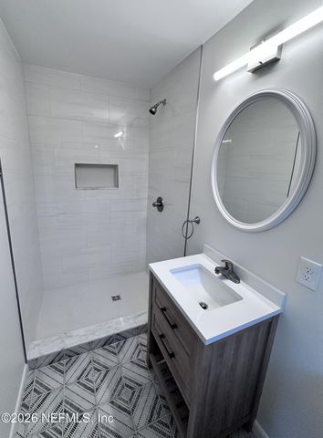 6241 LENCZYK Drive, Jacksonville, FL 32277