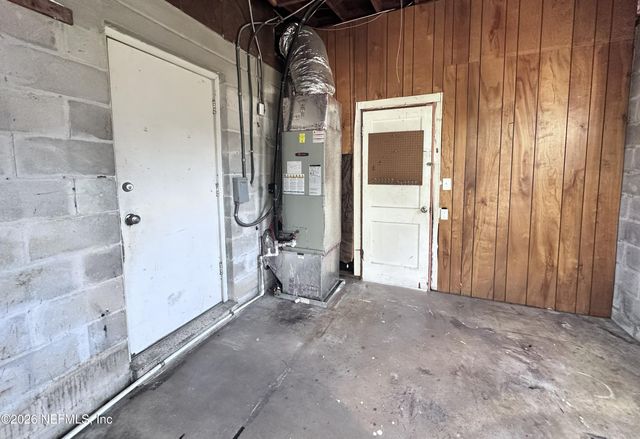 6241 LENCZYK Drive, Jacksonville, FL 32277