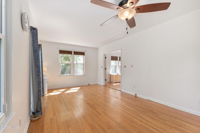 39 Hawthorne Avenue, Albany, NY 12203
