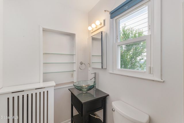39 Hawthorne Avenue, Albany, NY 12203