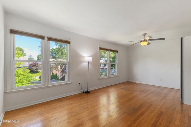 39 Hawthorne Avenue, Albany, NY 12203