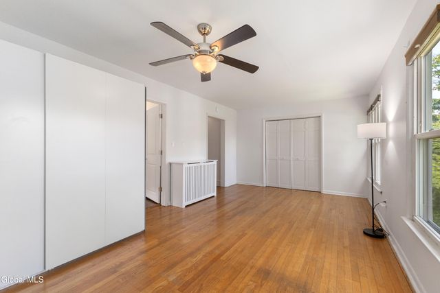 39 Hawthorne Avenue, Albany, NY 12203