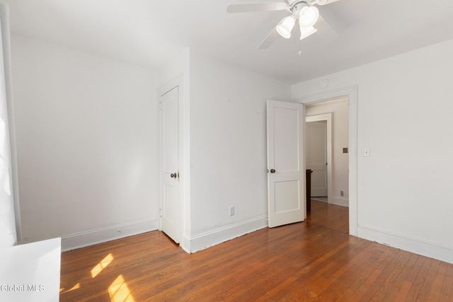 39 Hawthorne Avenue, Albany, NY 12203