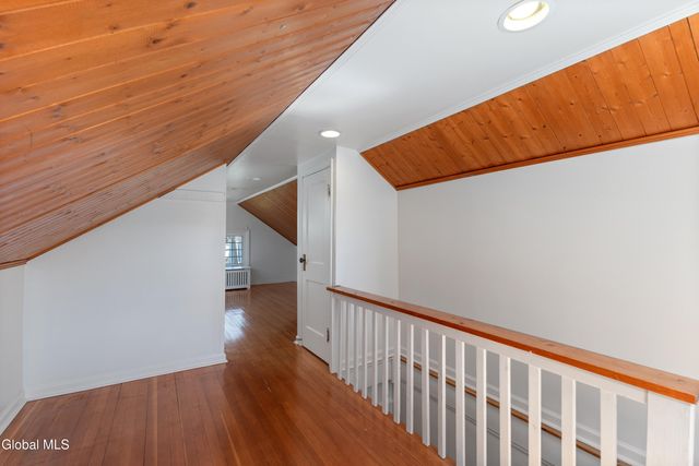 39 Hawthorne Avenue, Albany, NY 12203