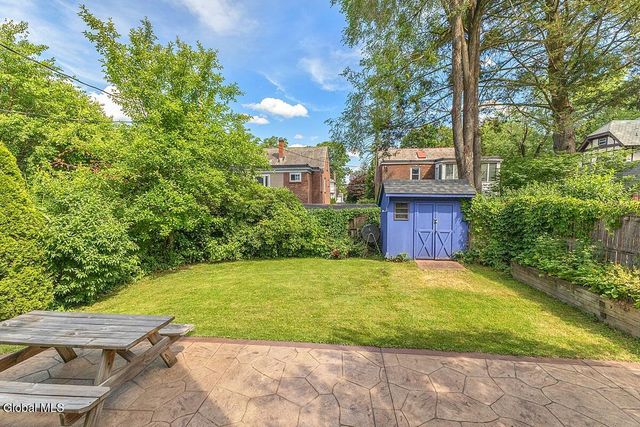 39 Hawthorne Avenue, Albany, NY 12203