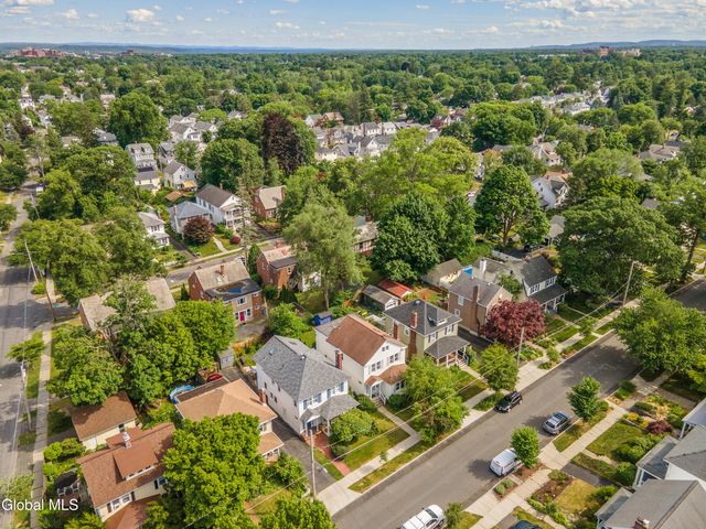 39 Hawthorne Avenue, Albany, NY 12203