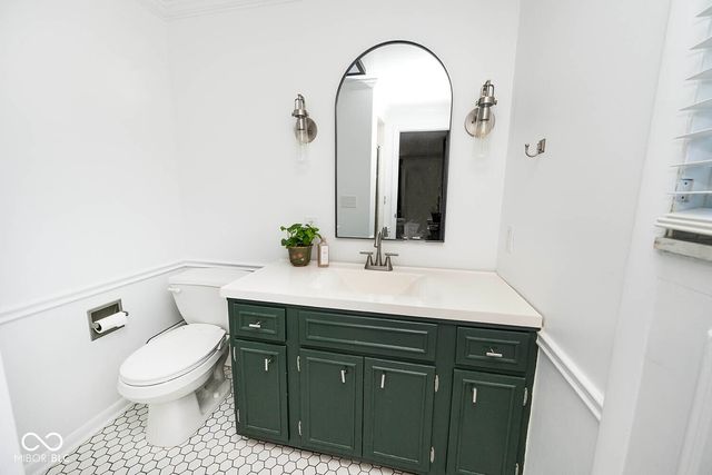 233 Brierley Way, Carmel, IN 46032