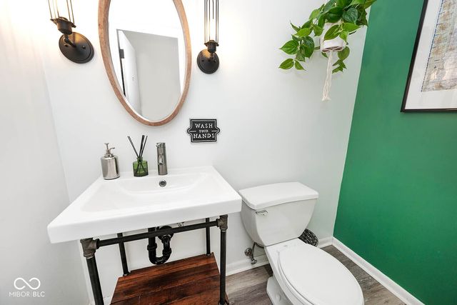 233 Brierley Way, Carmel, IN 46032