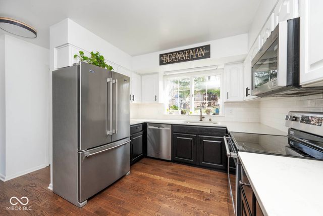 233 Brierley Way, Carmel, IN 46032